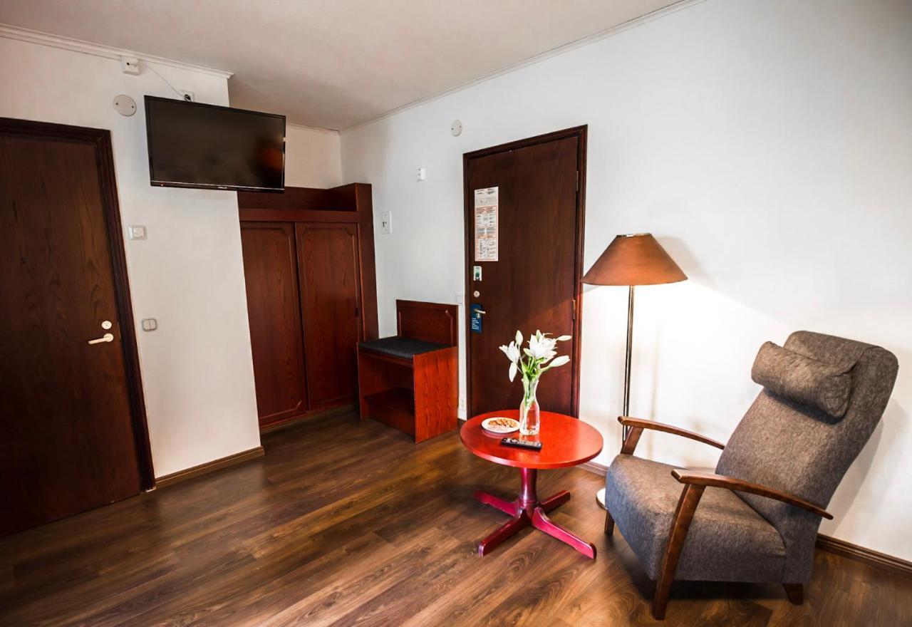 Hotel Laennentie أوسيكاوبونكي المظهر الخارجي الصورة